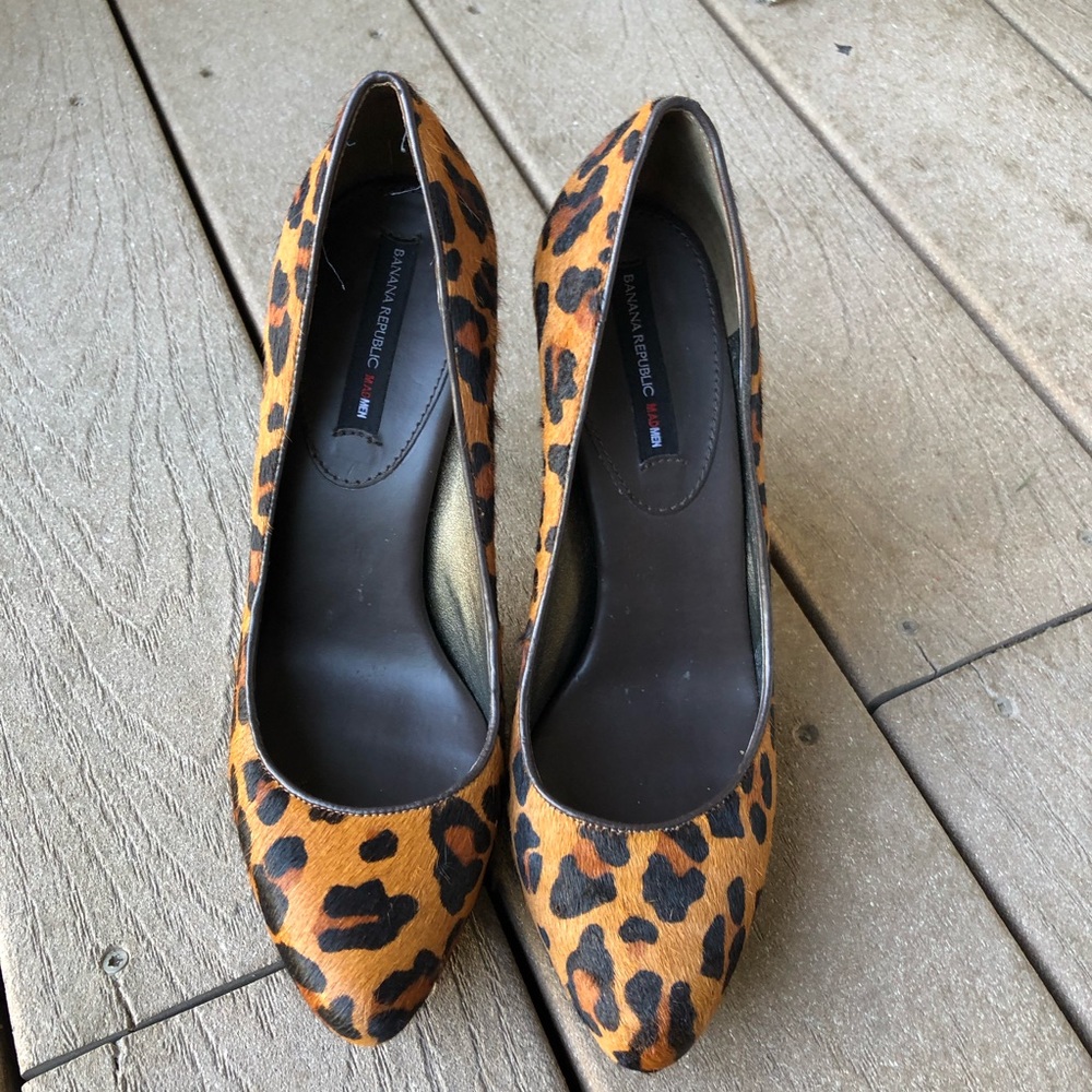 Banana Republic Mad Men Leopard Print Pony Hair Heels